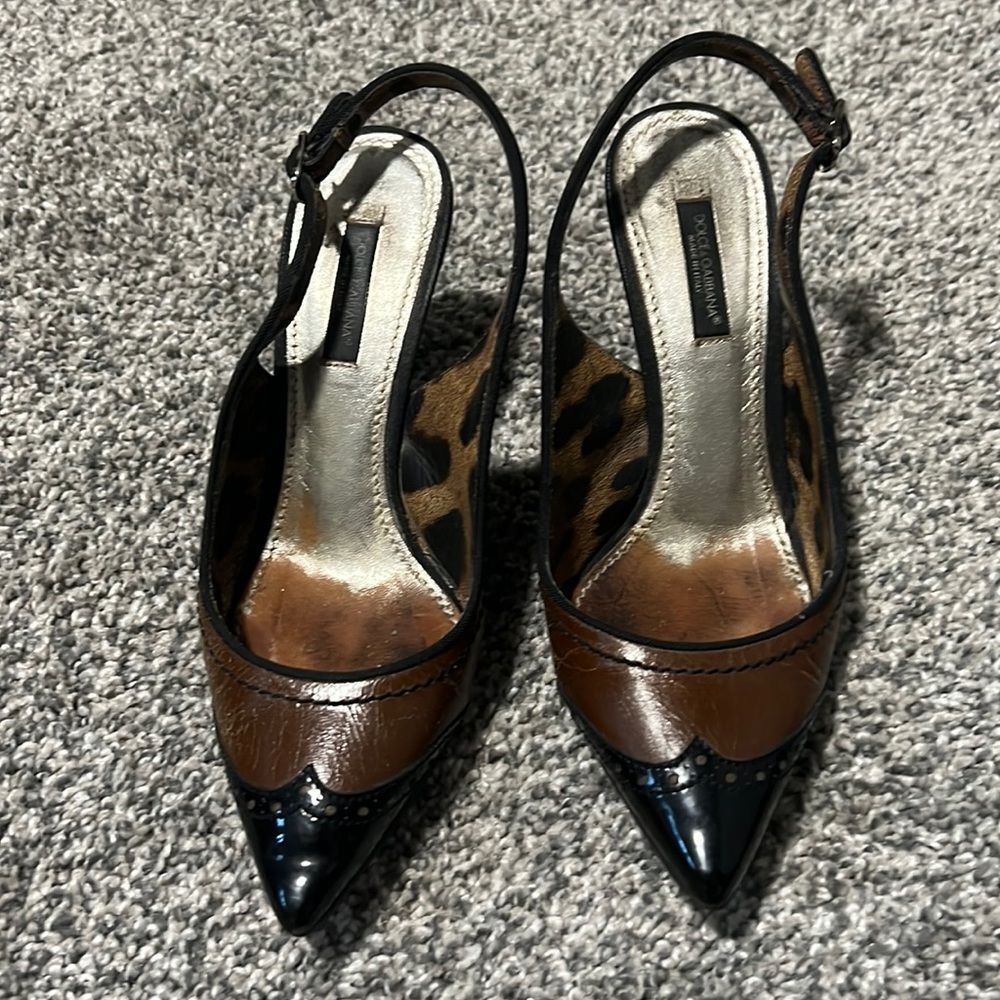 Dolce and Gabbana pointed sling back heels - Picture 2 of 6
